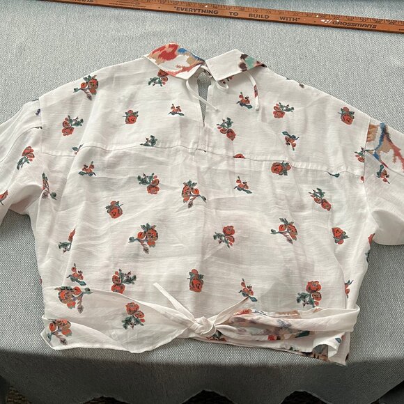 VINCE. FLUID CARGO PANTS SIZE 10 NEW WITH TAGS COLOR NILE BROWN + VINCE BLOUSE - Picture 12 of 16